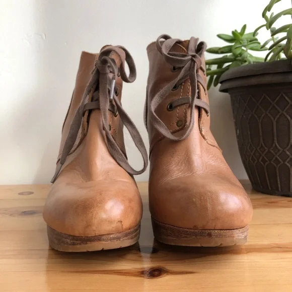 Lucky Brand Norice cognac Leather Wedge Ankle Boot - Picture 3 of 9